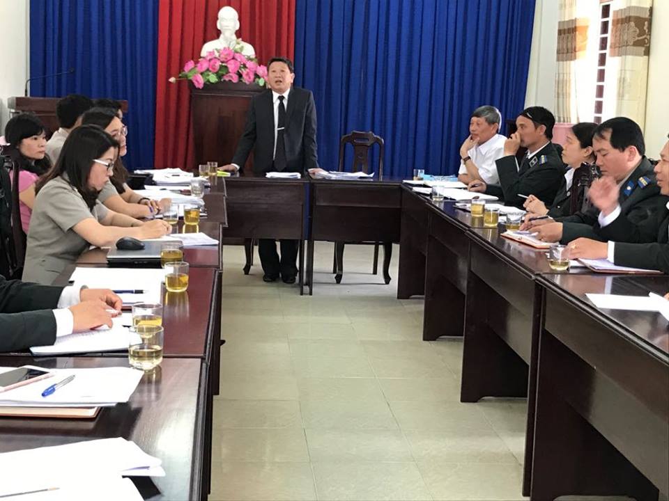 Cục trưởng Cục Thi hành án dân sự tỉnh làm việc với Chi cục Thi hành án dân sự thành phố Đà Lạt về kết quả công tác 6 tháng đầu năm, chỉ đạo thực hiện chỉ tiêu, nhiệm vụ 6 tháng cuối năm 2019.